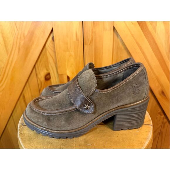 FLY London Olive Suede Loafers with Leather Trim Shoe Size EU 40 US 9-9.5 - Picture 3 of 8